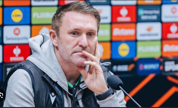 Friss Brugge-hír: A Ferencvárosi TC vezetőedzője, Robbie Keane megerősítette, hogy két szenzációs sztárjátékos visszautasította az új szerződésajánlatot, és bejelentette távozását…