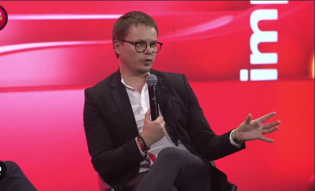 „NIE BĘDZIEMY TEGO TOLEROWAĆ Z ŻADNEGO POWODU!”: Szokujące Wieści — Wisła Kraków Natychmiast Zrywa Kontrakt z Kolejnym Doświadczonym Kluczowym Zawodnikiem z Powodu Złamania Warunków Umowy...