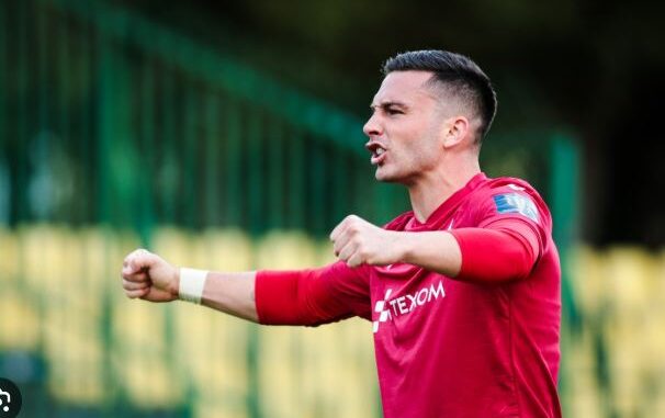 OGROMNY KONTRAKT ODRZUCONY: Ángel Rodado Szokuje Stadion Henryka Reymana – Odrzuca Ofertę £120 Milionów od Saudyjskiego Giganta i Przysięga Wierność Wiśle Kraków!...