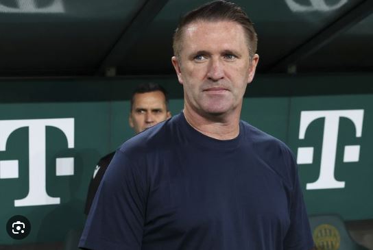 🚨🚨 FRISS HÍR: Robbie Keane vezetőedző hivatalosan száműzött két kulcsjátékost a Ferencvárosi TC első csapatának keretéből…